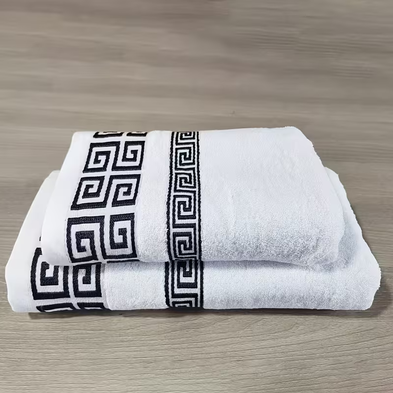 Royal Luxe Towels – Set of 2