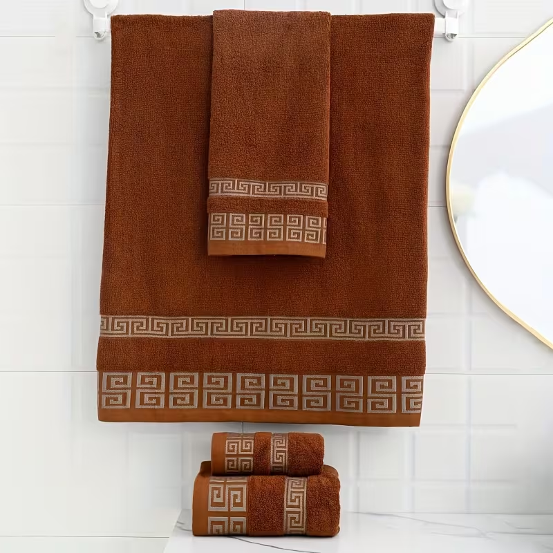 Royal Luxe Towels – Set of 2