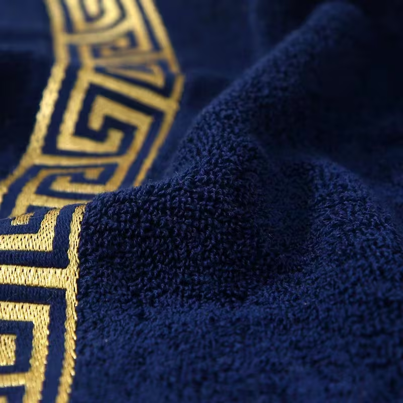 Royal Luxe Towels – Set of 2